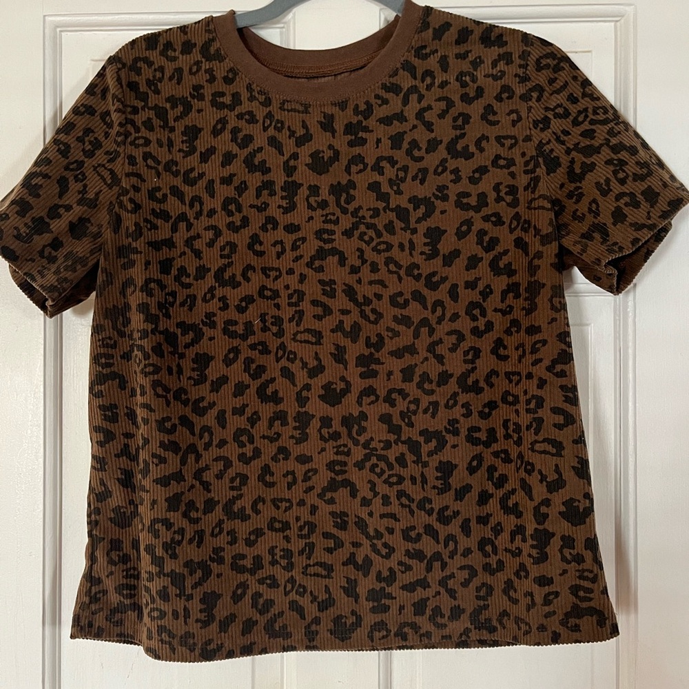 SHEIN Brown Leopard Print Short Sleeve Tee